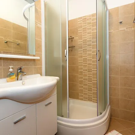 Apartment Rosi *