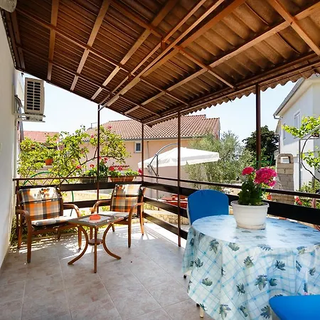 Apartman Rosi *