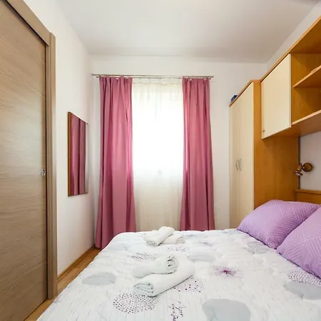 Rosi Apartman Krk Town